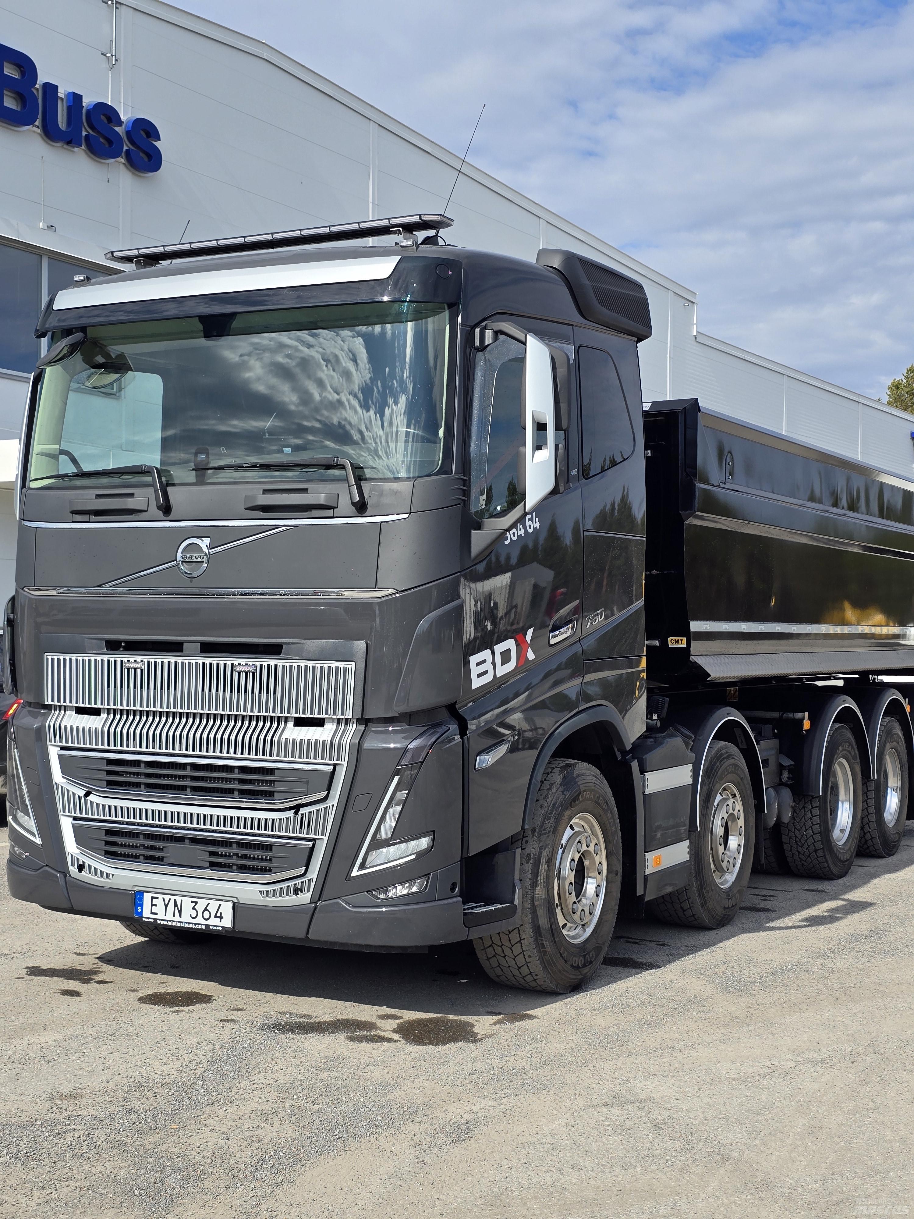 Volvo FH16 750 Tipper trucks