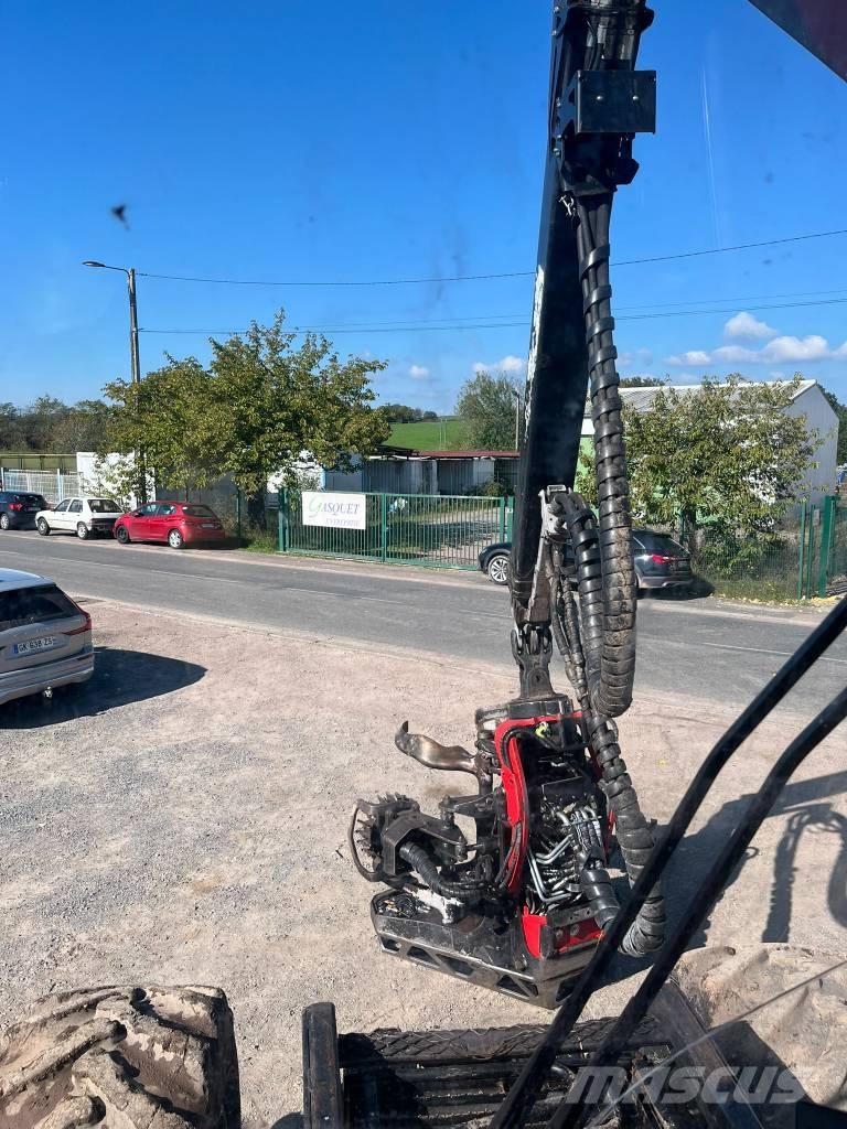 Komatsu 951 Harvesters