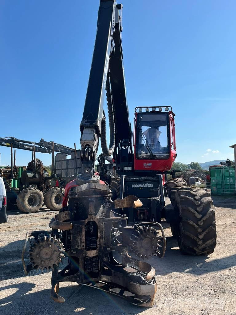 Komatsu 951 Harvesters