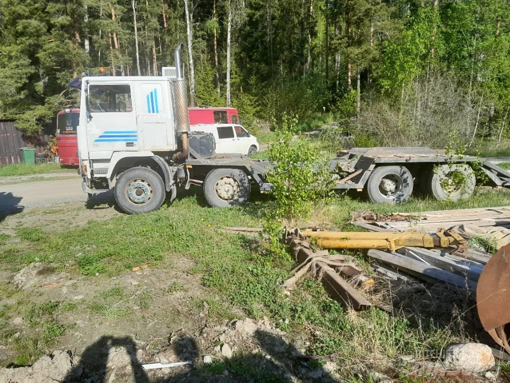 Volvo F12 Flatbed / Dropside trucks