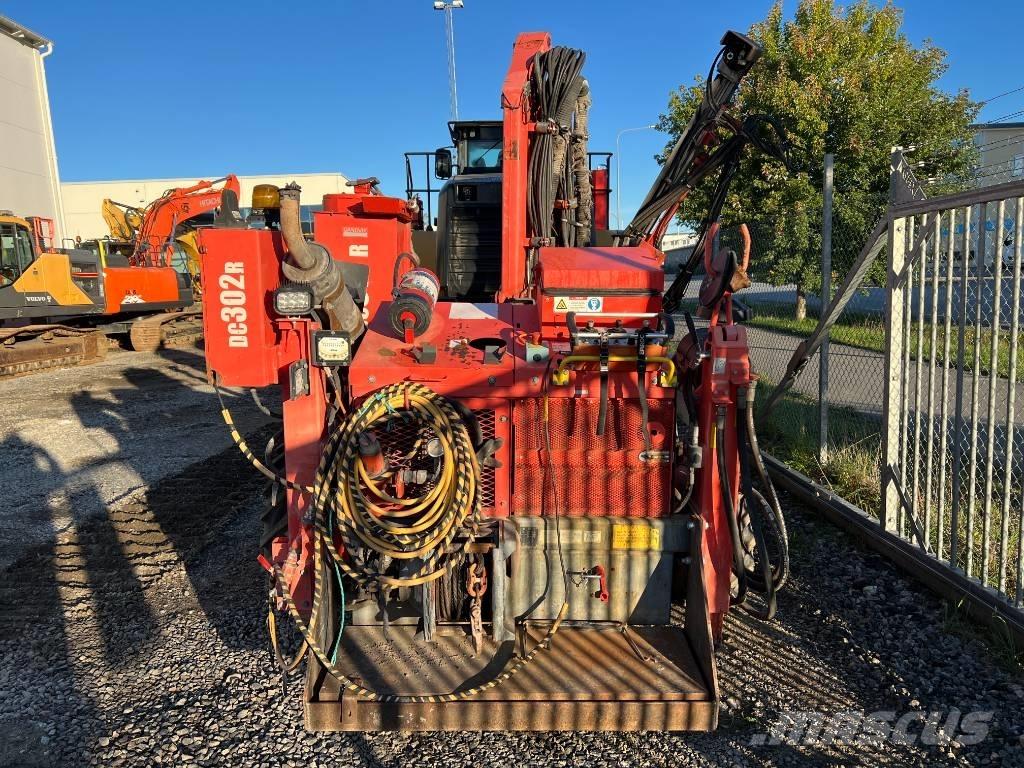 Sandvik DC 302 R Surface drill rigs