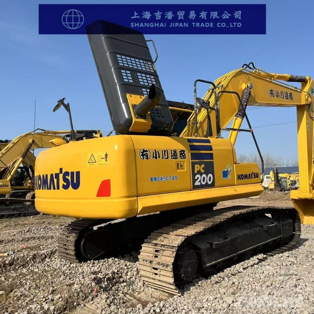 Komatsu PC 200-8 Crawler excavators