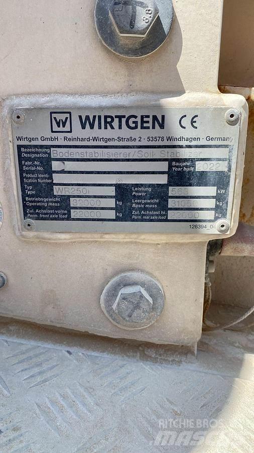 Wirtgen WR250i Asphalt recycling