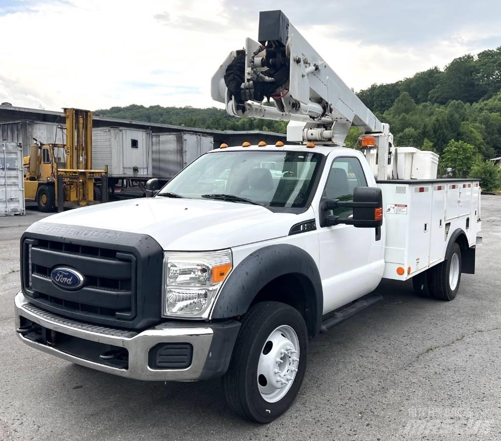 Ford F 550 Truck mounted platforms