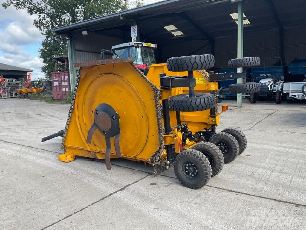 McConnel SR460 Pasture mowers and toppers