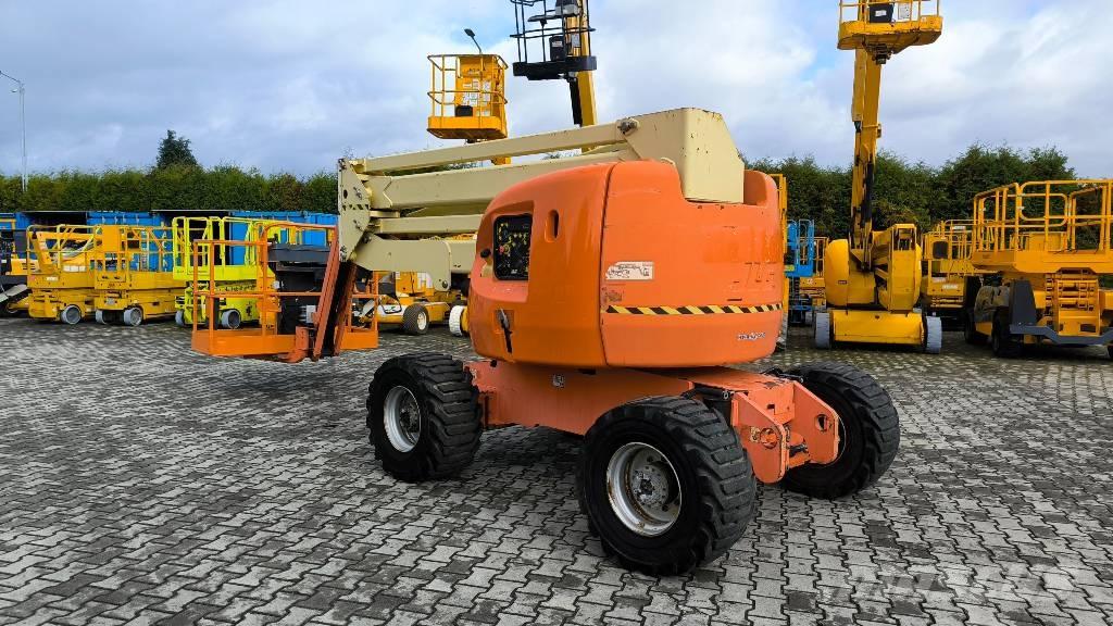 JLG 450 AJ Articulated boom lifts