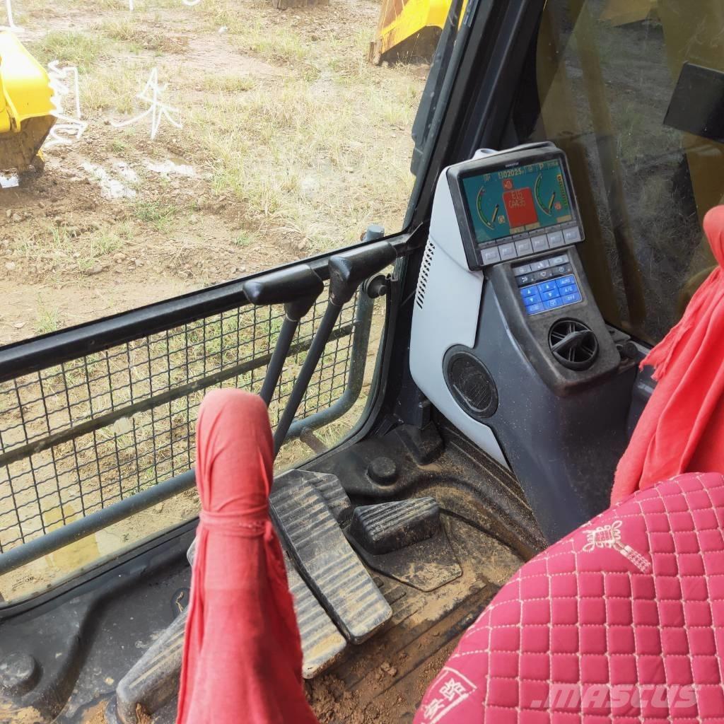 Komatsu PC200-8 Crawler excavators
