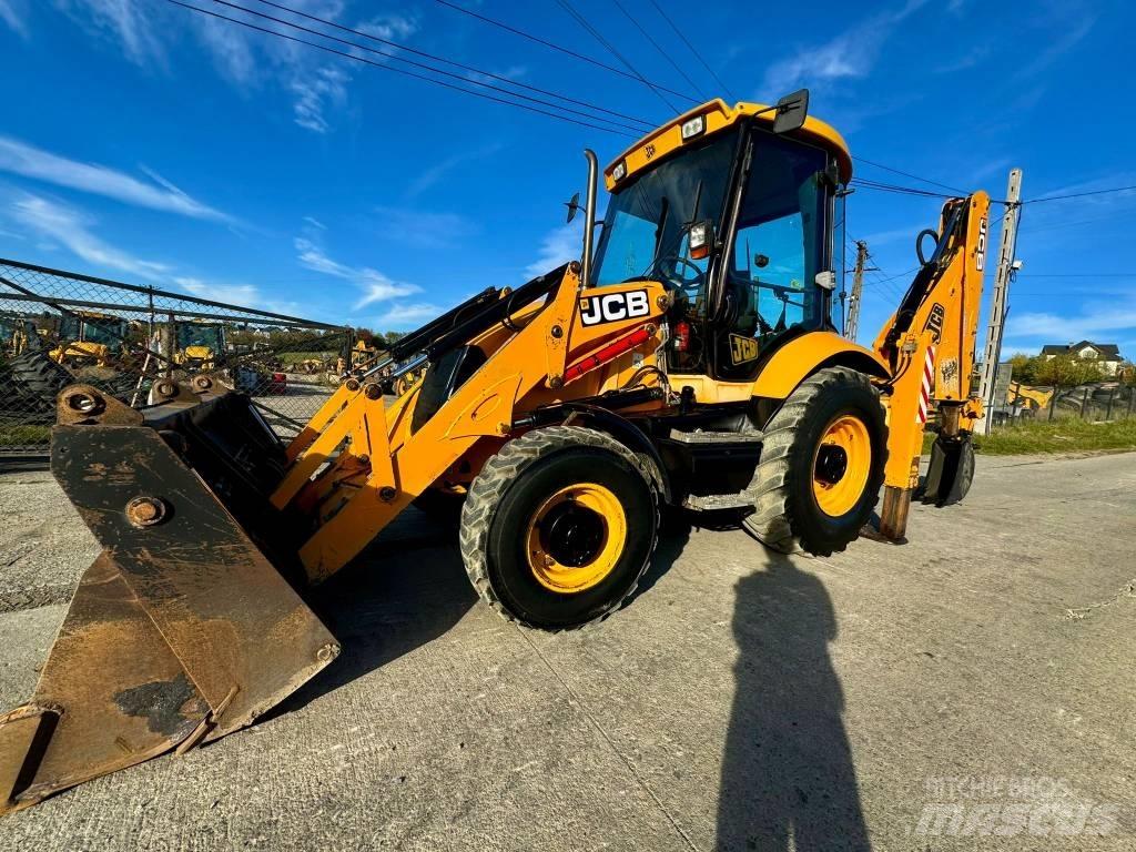 JCB 3CX Backhoe
