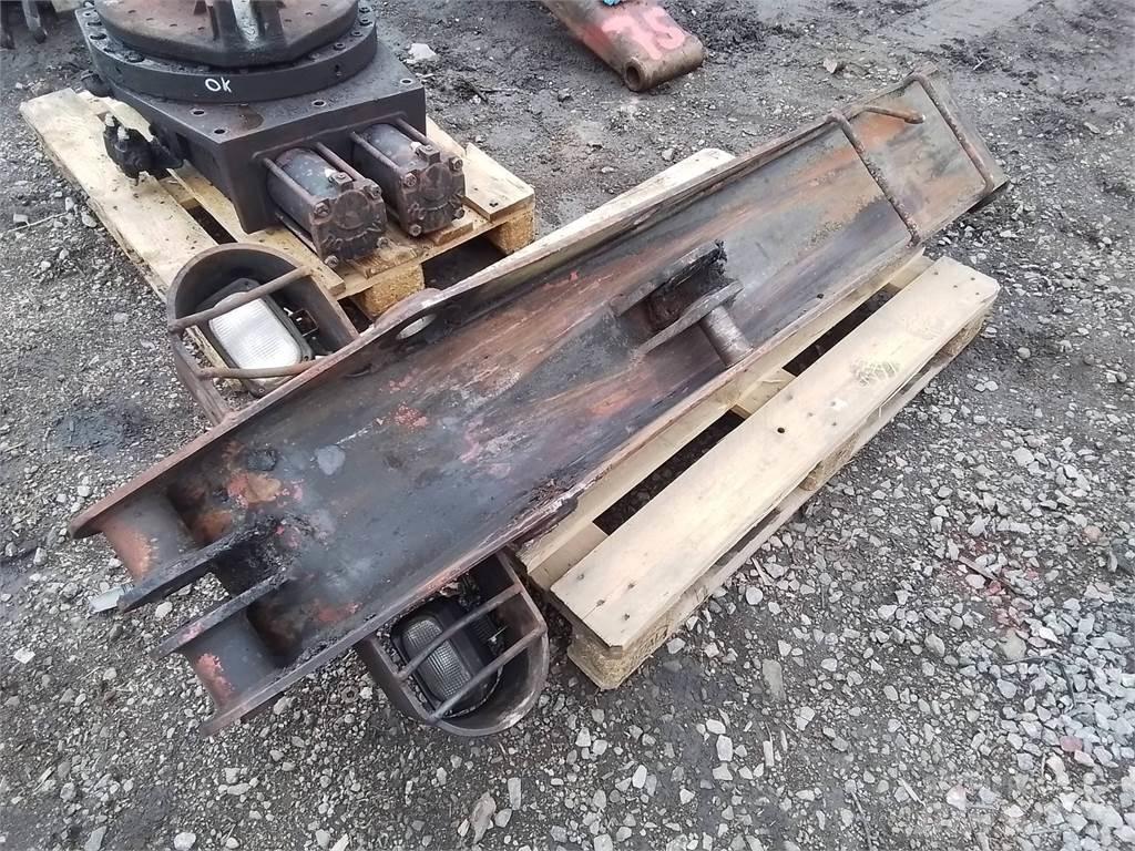 Rottne RG83 Loader cranes