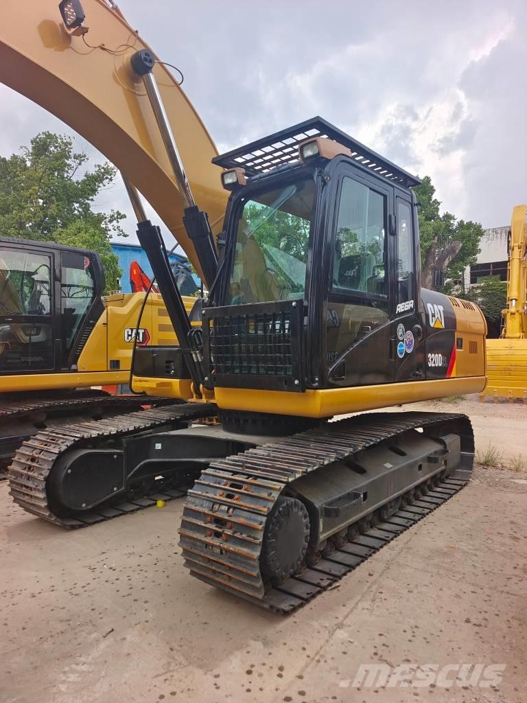 CAT 320 D2L Crawler excavators
