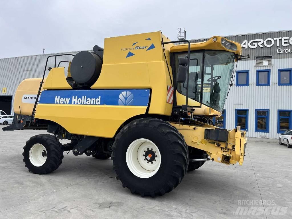 New Holland CSX 7080 Combine harvesters