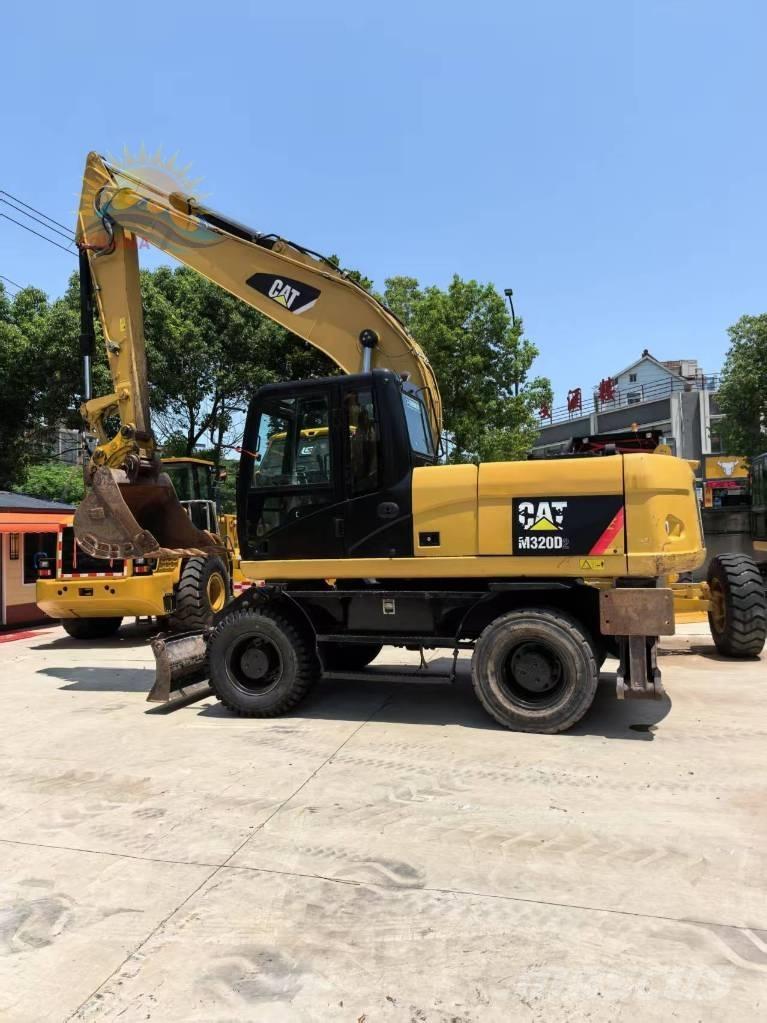 CAT M 320D2 Wheeled excavators