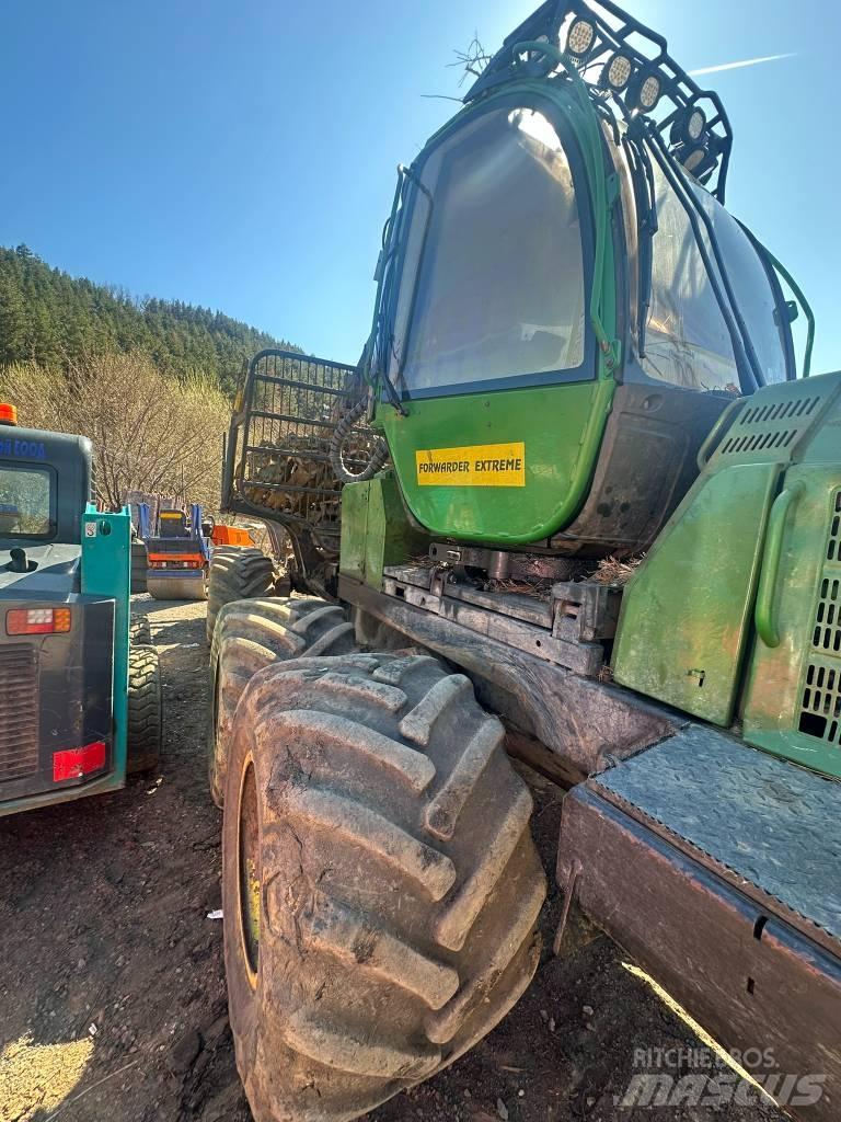 John Deere 810 E Forwarders