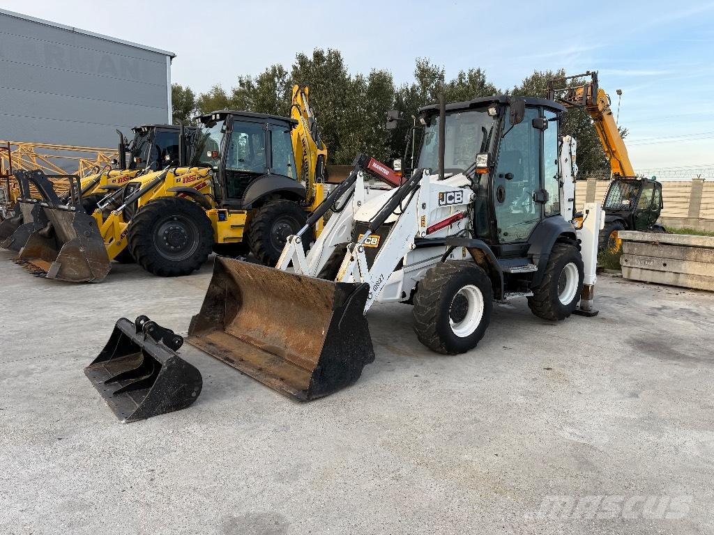 JCB 3 CX Backhoe