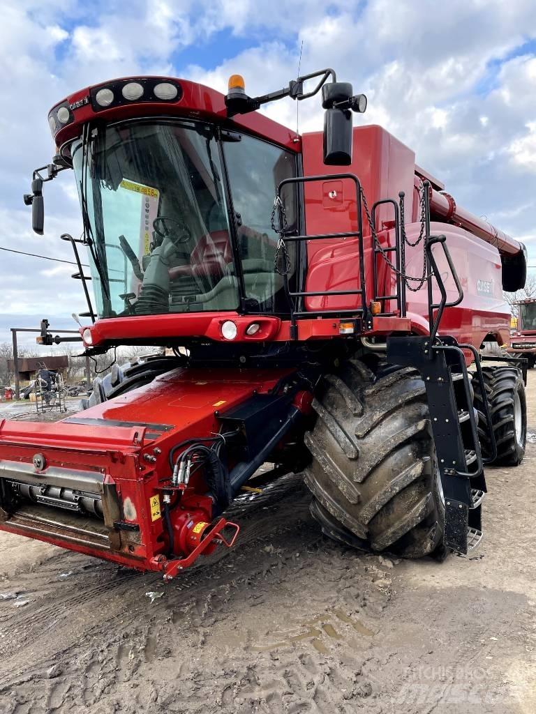 Case IH 9120 Combine harvesters