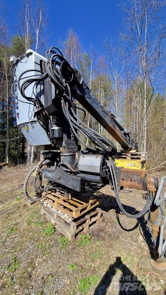Kesla 2110 Timber cranes
