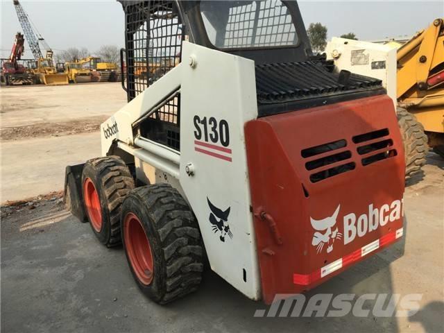 Bobcat S 130 Skid steer loaders