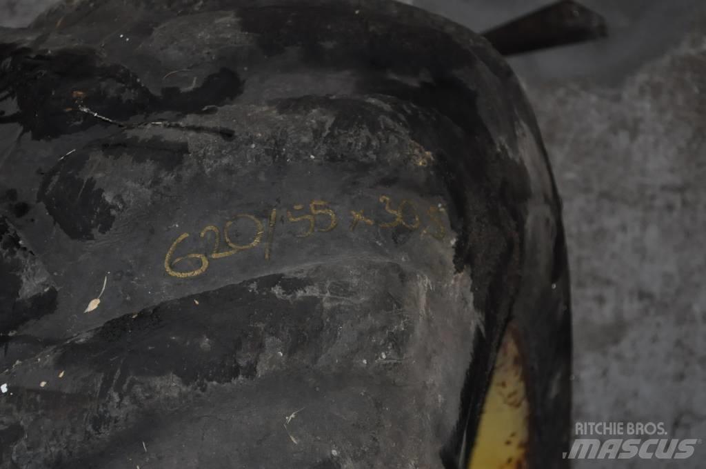 Nokian 620/55x30.5 Tyres, wheels and rims