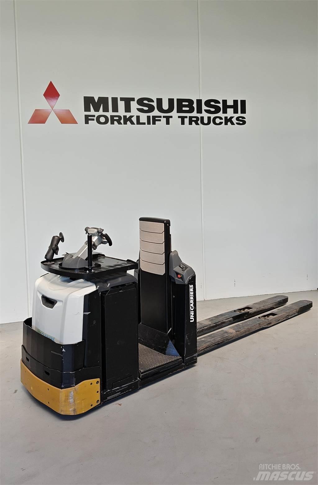 UniCarriers OLH250 Low lift order picker