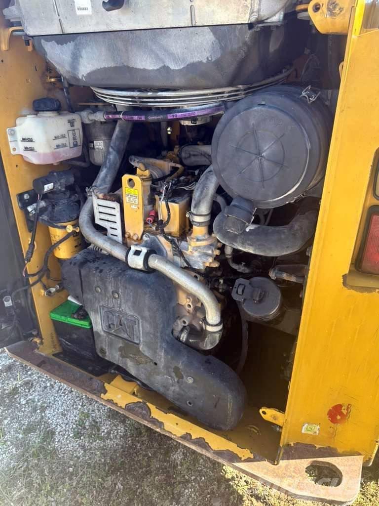 CAT 259 D Skid steer loaders