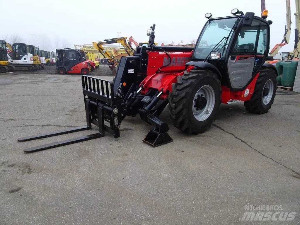 Manitou MT1033 Telescopic handlers