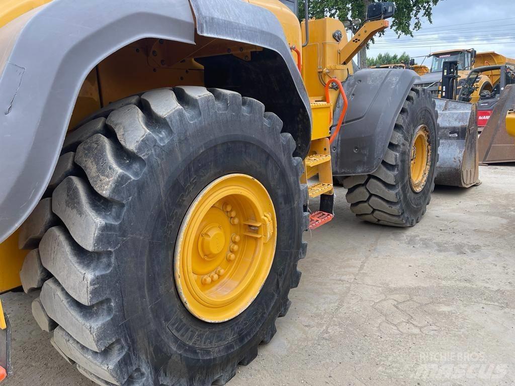 Volvo L 120 H Wheel loaders