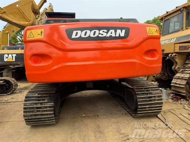 Doosan DX 225 LC Crawler excavators