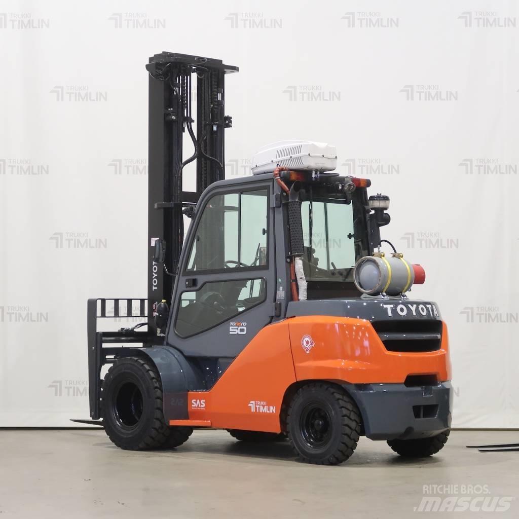 Toyota 8FG50N LPG trucks