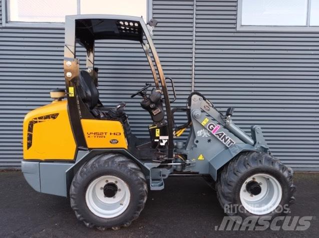 GiANT v452t hd x-tra Mini loaders