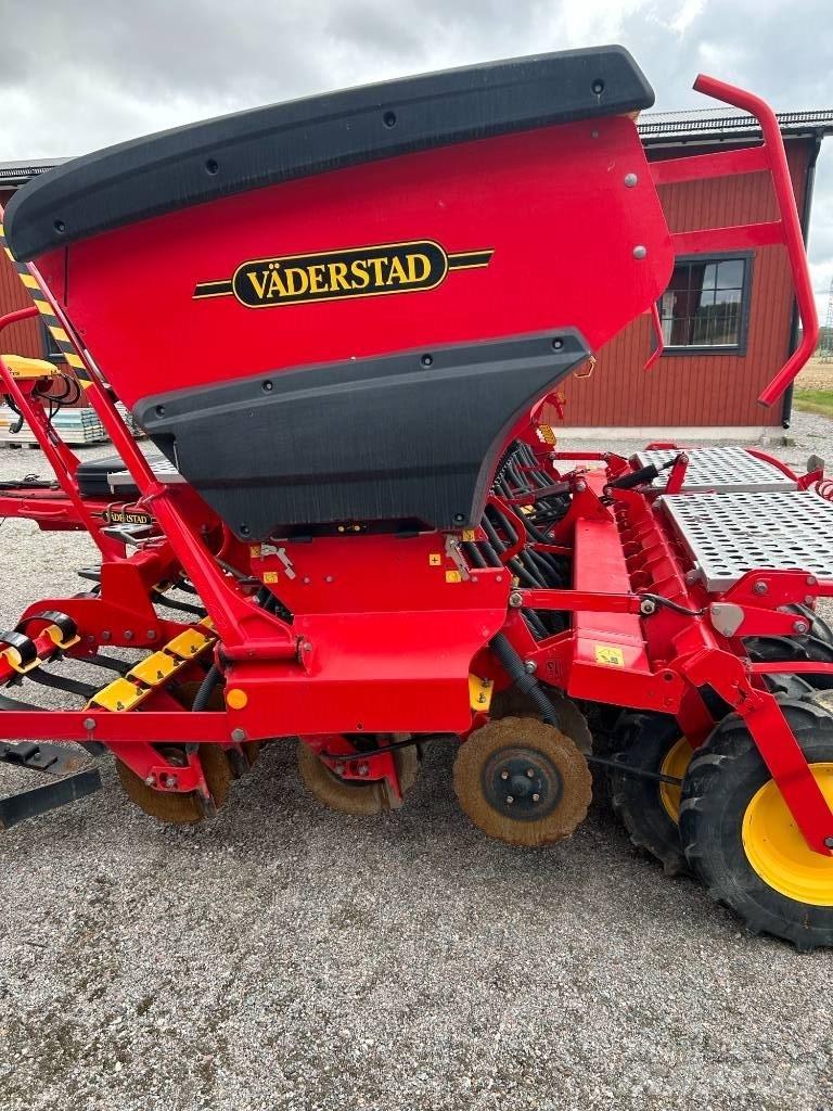 Väderstad Rapid400C Combination drills