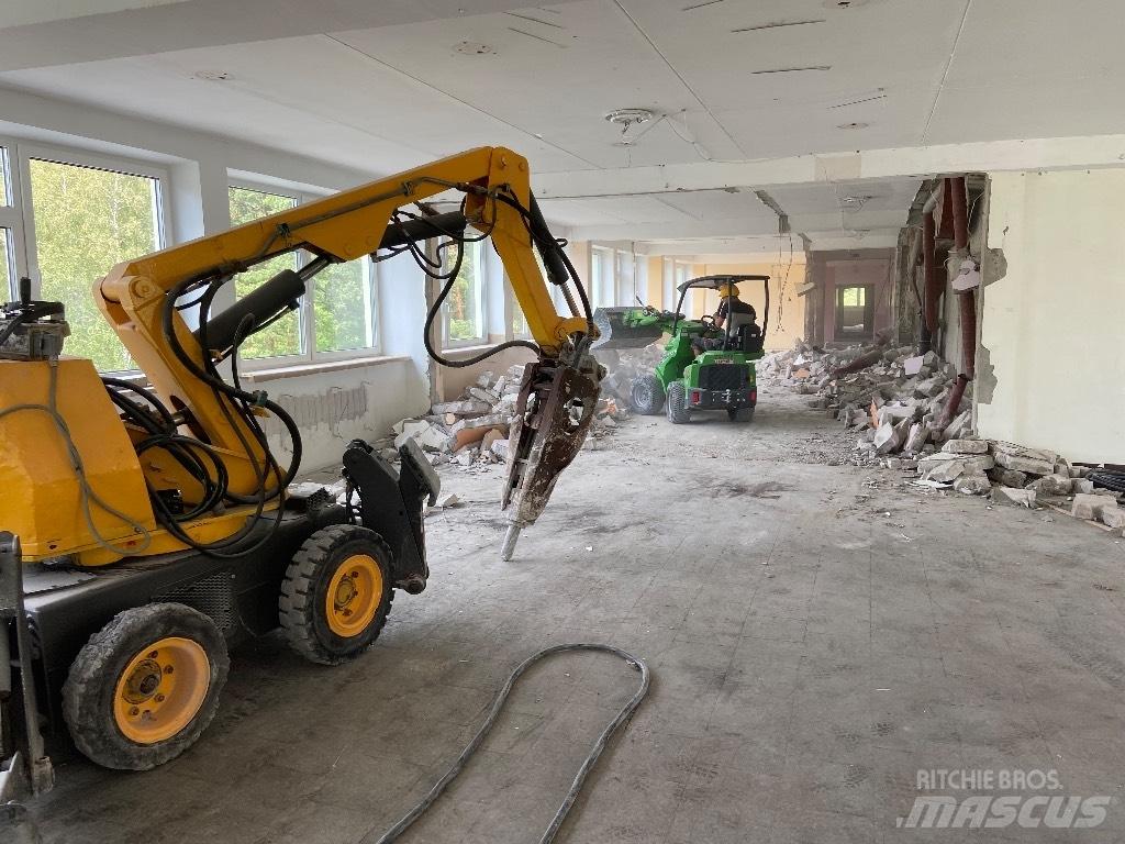 Brokk 250 Demolition excavators