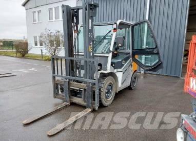 Still RC 42-40 Diesel trucks