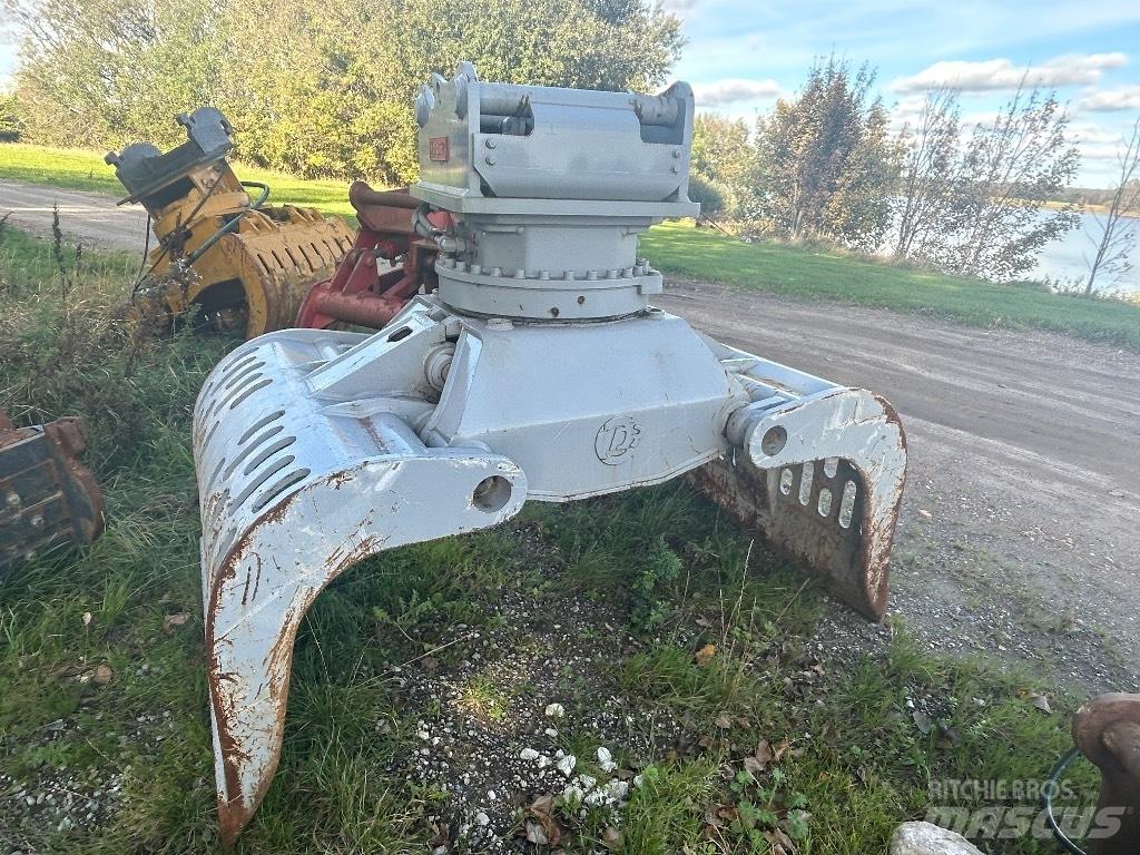 Demarec DRG 45 Grapples