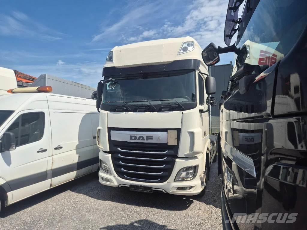 DAF XF 460 6x2 Demountable trucks