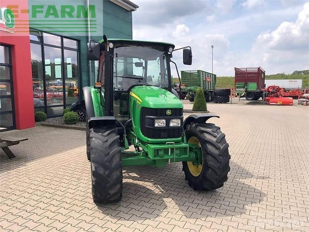John Deere 5070 m Tractors