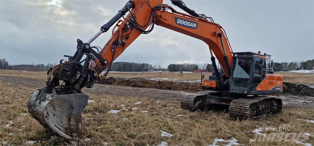 Doosan DX300 LC-5 Crawler excavators
