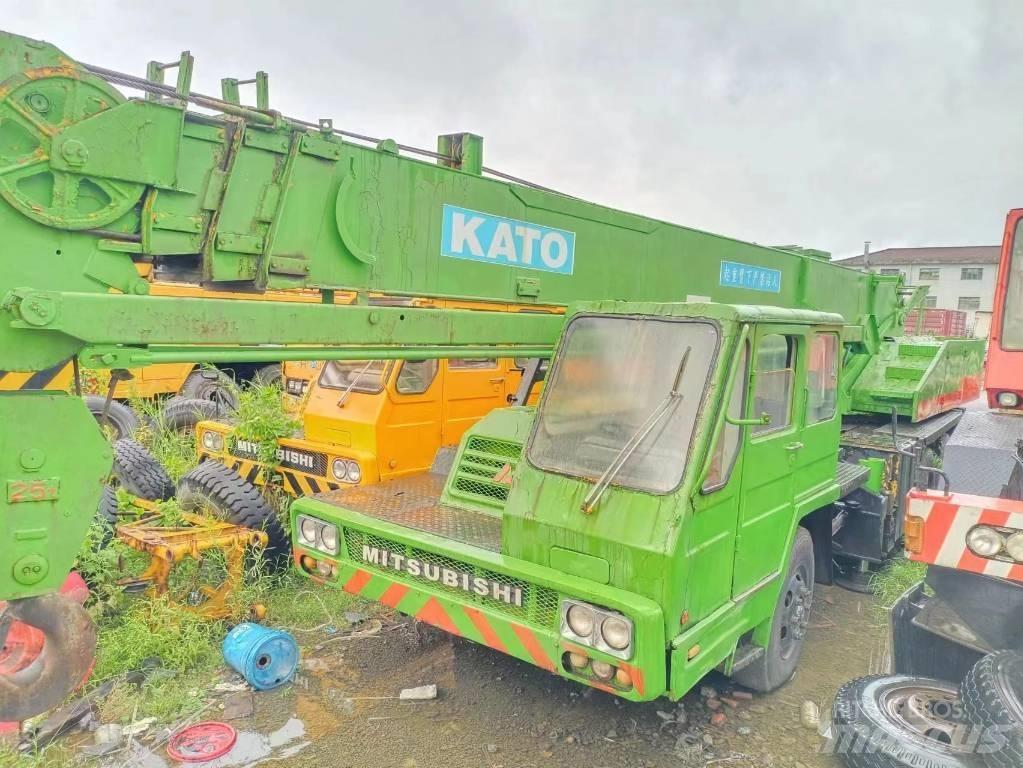 Kato NK 250 All terrain cranes