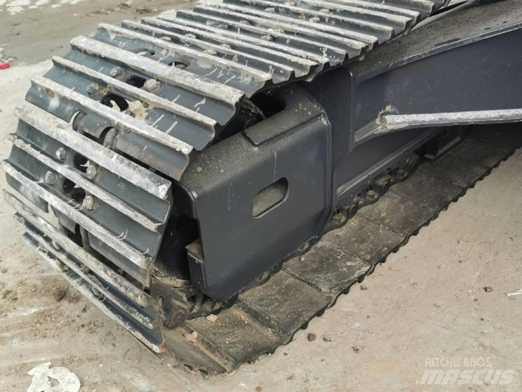 Doosan DX 225 LC Crawler excavators