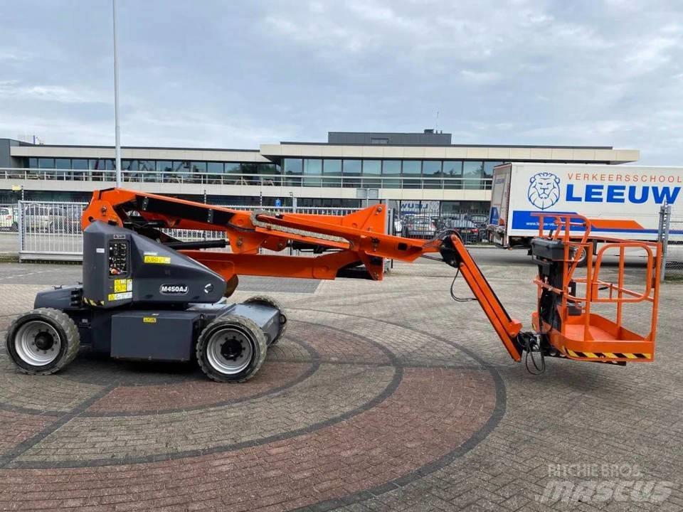 JLG M 450 AJ Articulated boom lifts