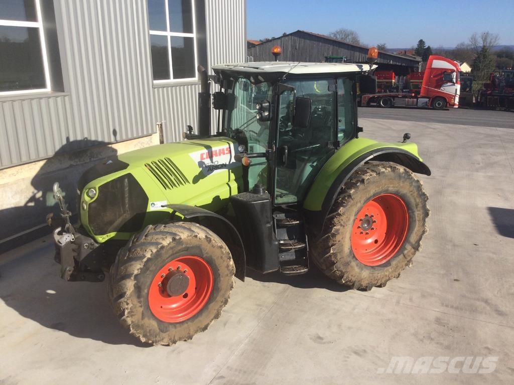 CLAAS ARION 620 Tractors