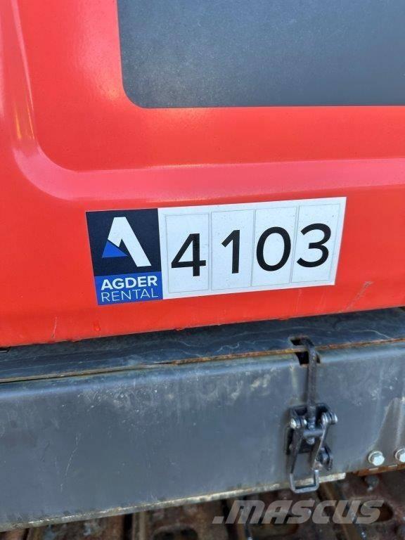 Sandvik DX 800I Surface drill rigs