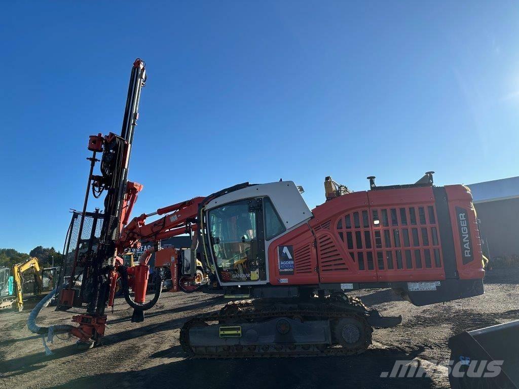 Sandvik DX 800I Surface drill rigs