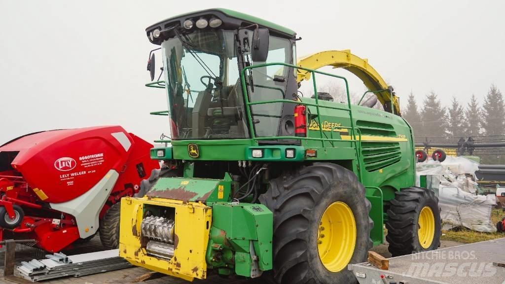 John Deere 7300 Forage harvesters