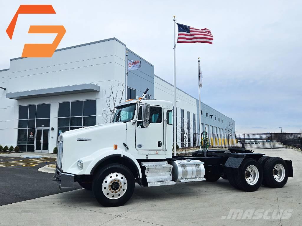 Kenworth T 800 Prime Movers