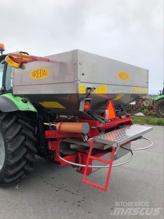 Bredal F2 WS 3000 Mineral spreaders