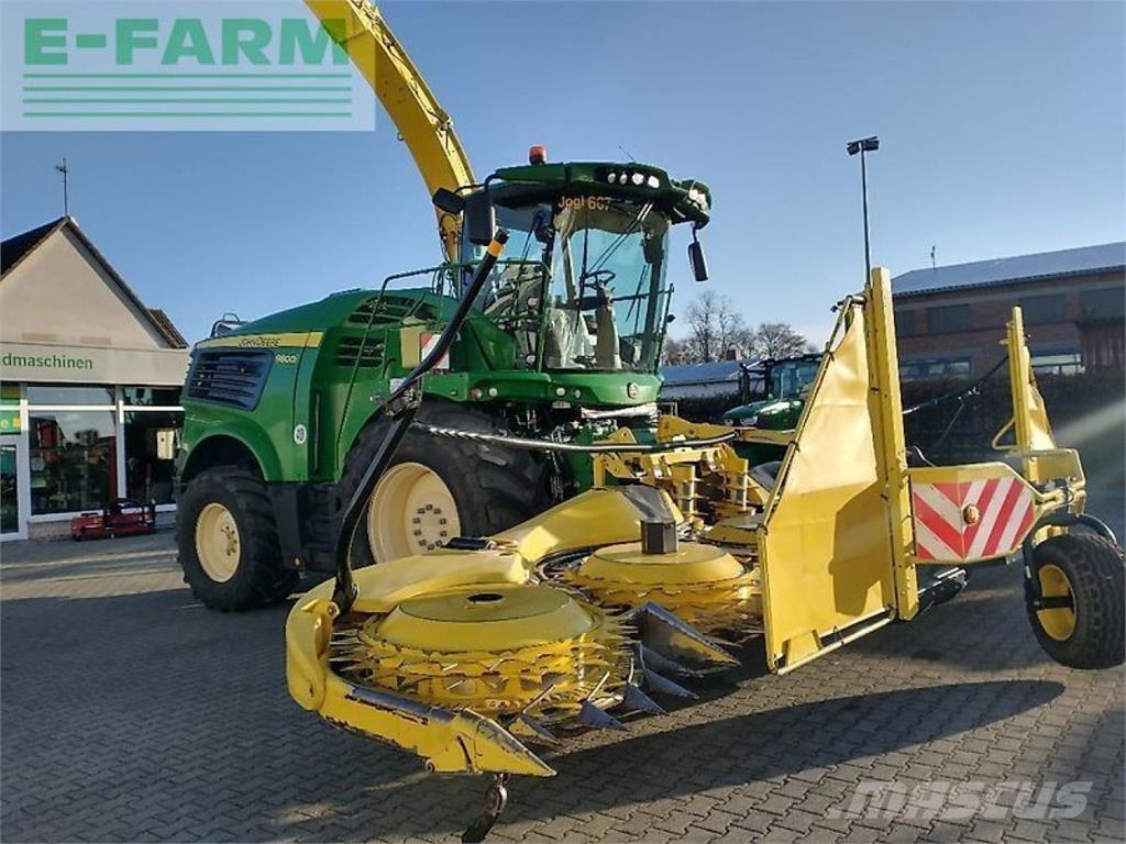 John Deere 9800 Forage harvesters