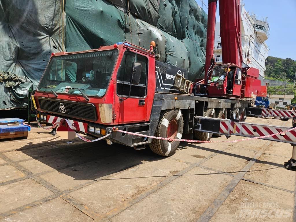 Krupp kmk5160 All terrain cranes