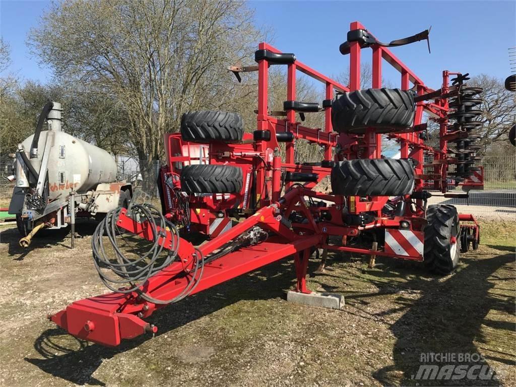 Horsch Terrano 5FM Cultivators