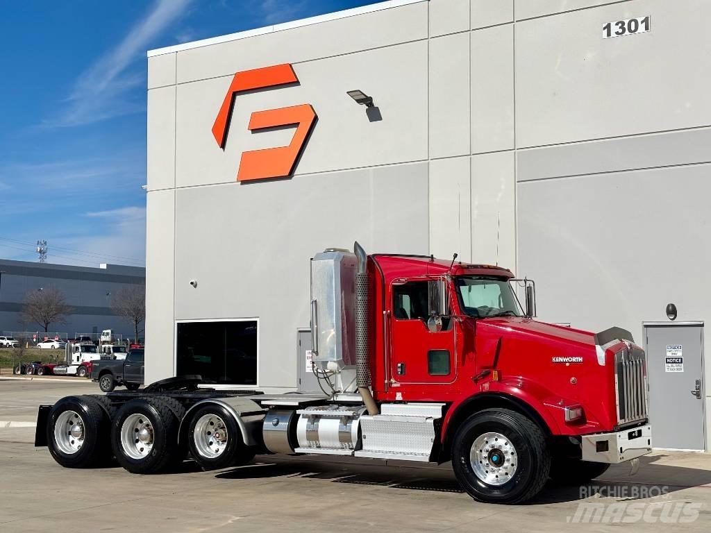 Kenworth T 800 Prime Movers