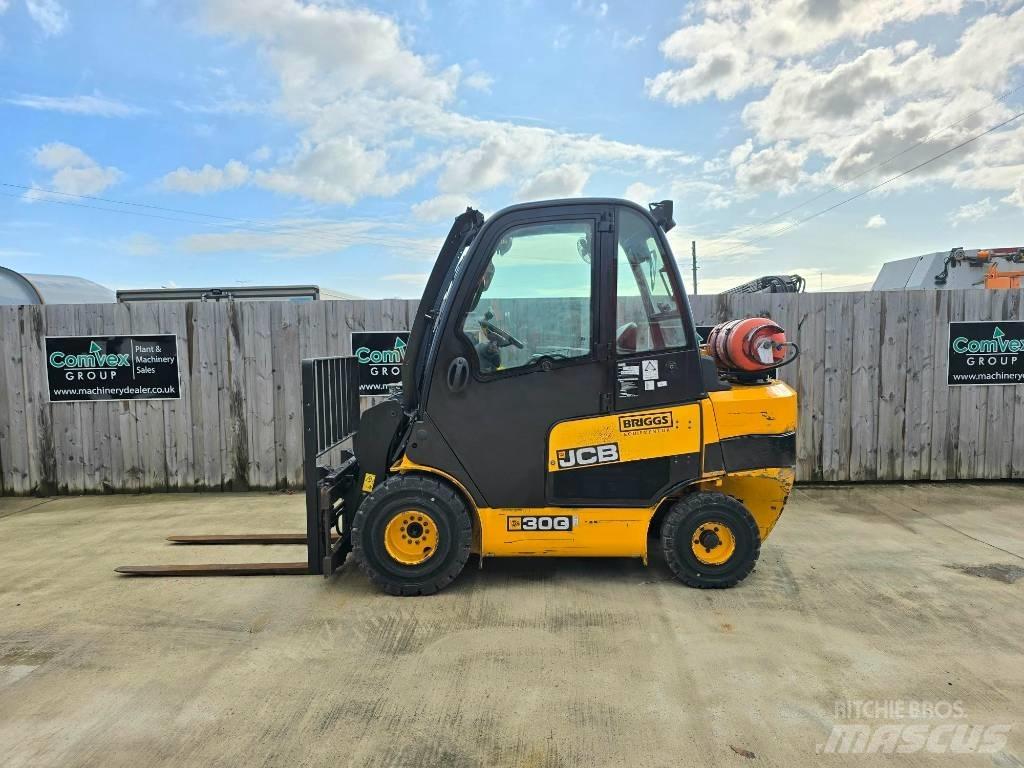 JCB TLT 30 G LPG trucks